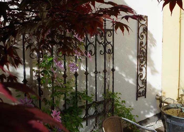 Fuer Liebhaber Des Besonderen بيت للعطل ترير